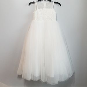 Flower girl dress with tulle with lace siz…
